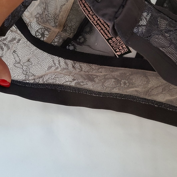 BUY 1 GET 1 FREE VICTORIA SECRET VERY SEXY BRA - Picture 10 of 13